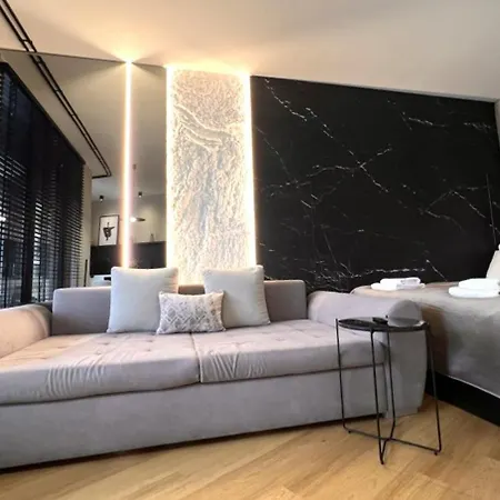 Portova Modern & Parking By Downtown Appartamento Gdynia